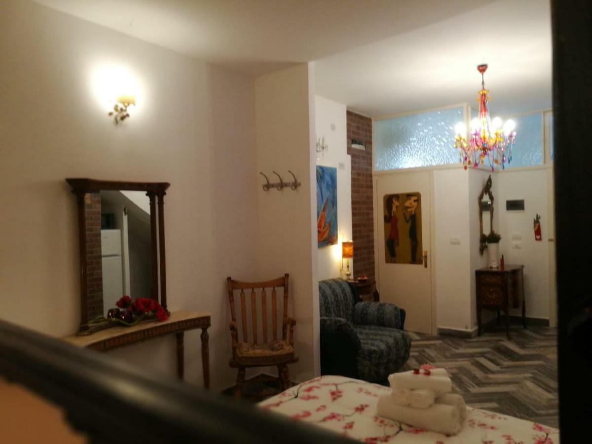 דירות סירקוזה Dimora Modestina מראה חיצוני תמונה
